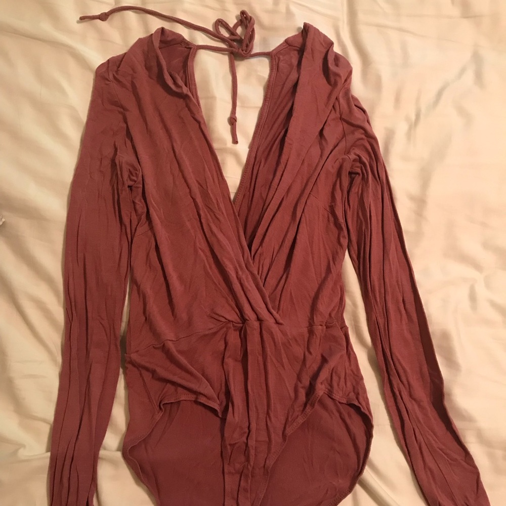 V line body suit